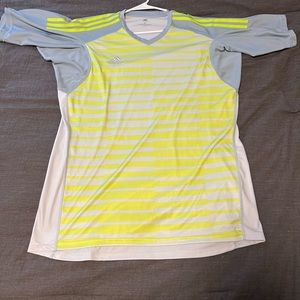 Adidas soccer shirt XL